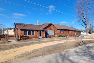 Unique Ranch on 1.6 Acres in Amboy!