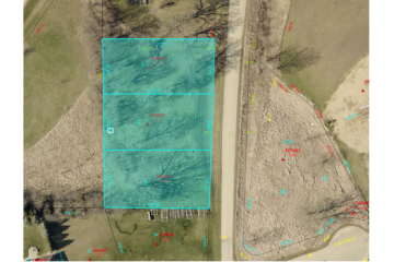 3 Contiguous Lots Between Dixon & Sterling!