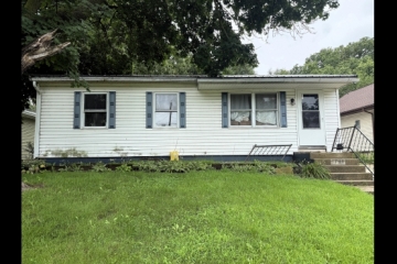 3-4 Bedroom Ranch in Dixon!