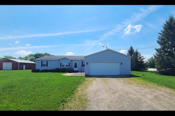 Ranch w/ 465 Feet of Rock River Frontage!