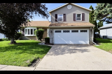 Move in Ready Home Near Thomas Park!