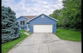 Rural Dixon 3BR 3BA Home on 1 Acre!