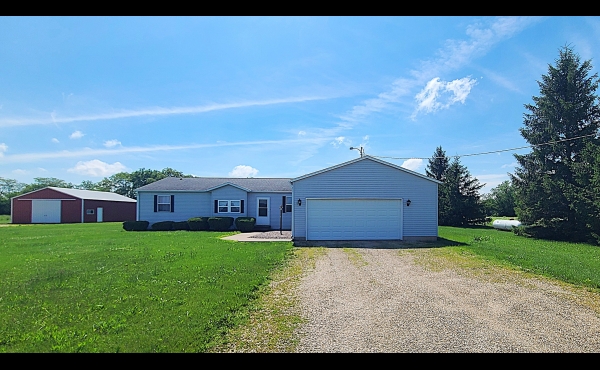 Ranch w/ 465 Feet of Rock River Frontage!